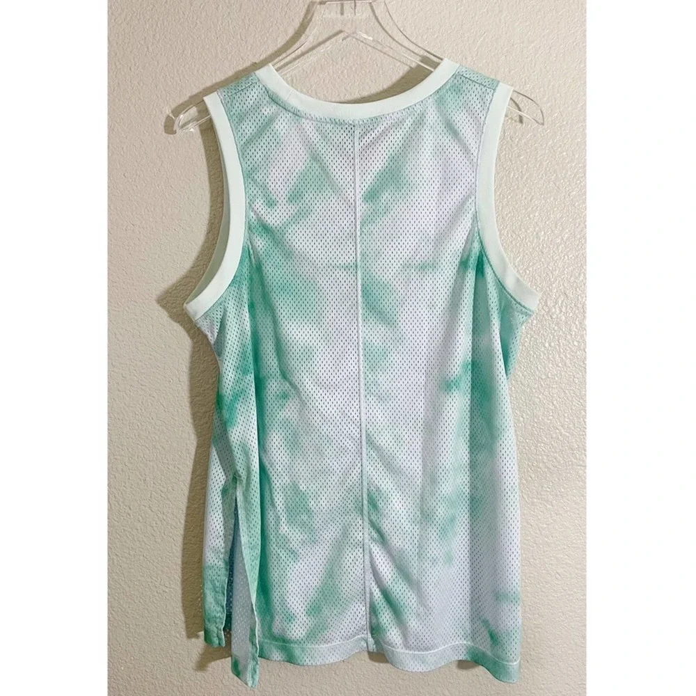 NIKE Sleeveless Sky-Dye Jersey Mesh Top Size Medium - Picture 4 of 7